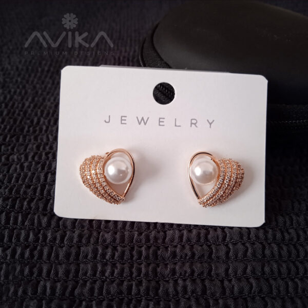 Pearl Heart Rose Gold Earring