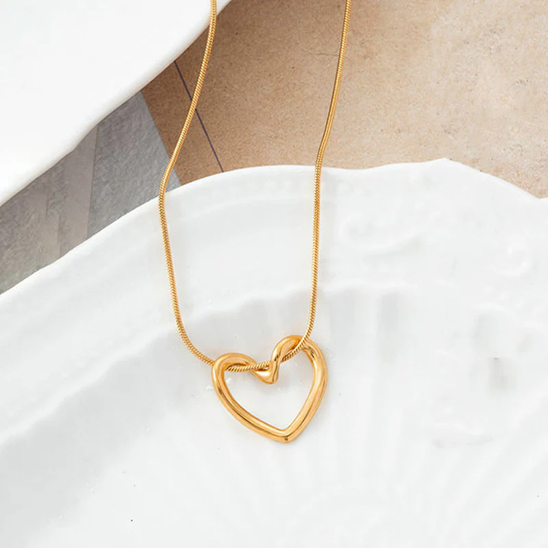 Gold-Plated-Anti-Tarnish-Heart-Shape-Pendant-Necklace-kerala