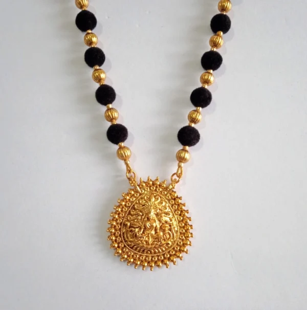 Gold-and-Black-Velvet-Beads-Lakshmi-Haram