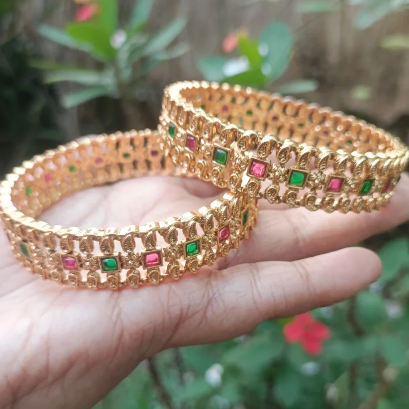 Pota-Stone-Bangles-Set