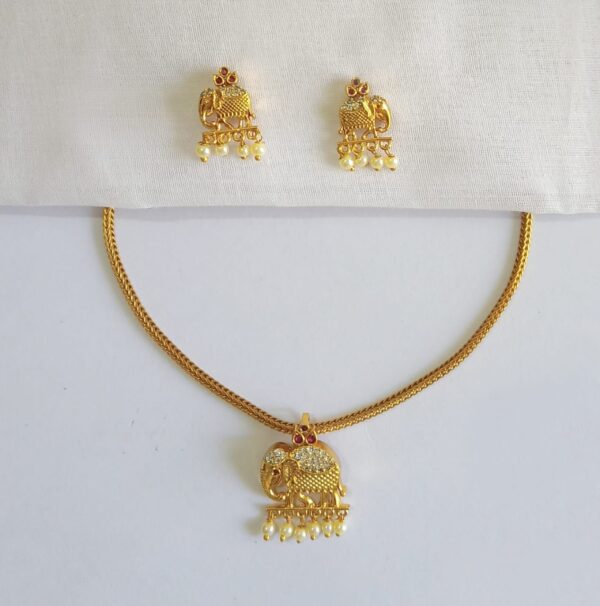 Traditional-Elephant-Design-Zircon-Necklace-Set
