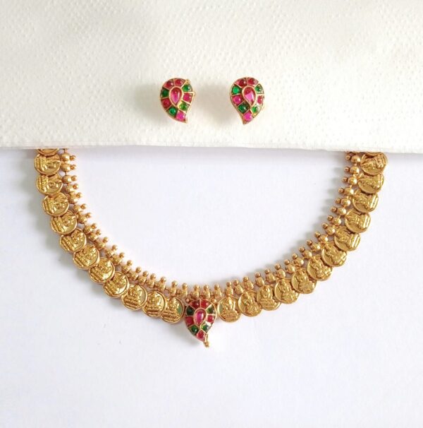 Traditional-Mango-Lekshmi-Coin-Necklace-with-Earrings