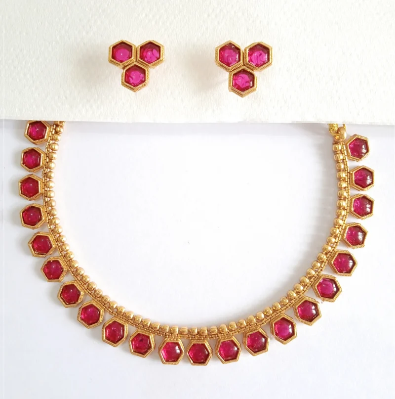 trendy artificial jewellery