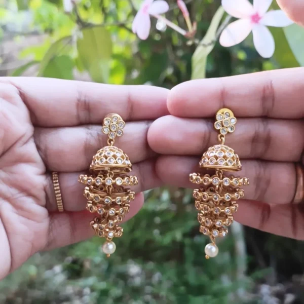Kundan Pearl Jhumka Earrings online