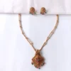 Non-Idol-Rhombus-Floral-Pendant-Necklace-Set-with-Kemp-Stones