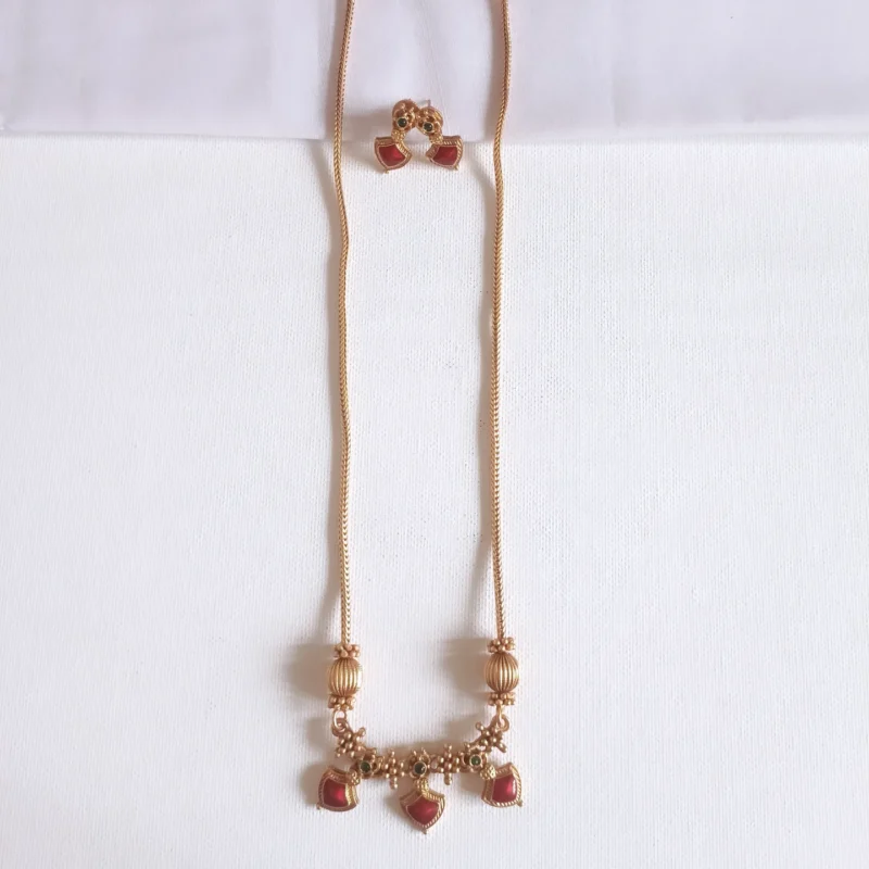 kerala palakka pendant necklace with earrings