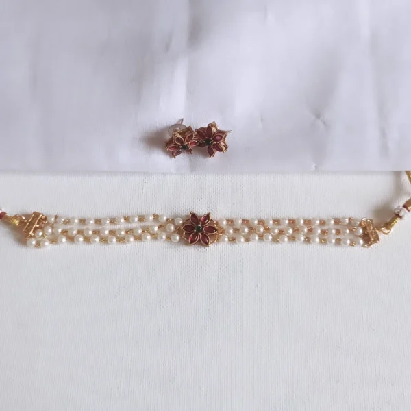 Floral Pearl Choker Set