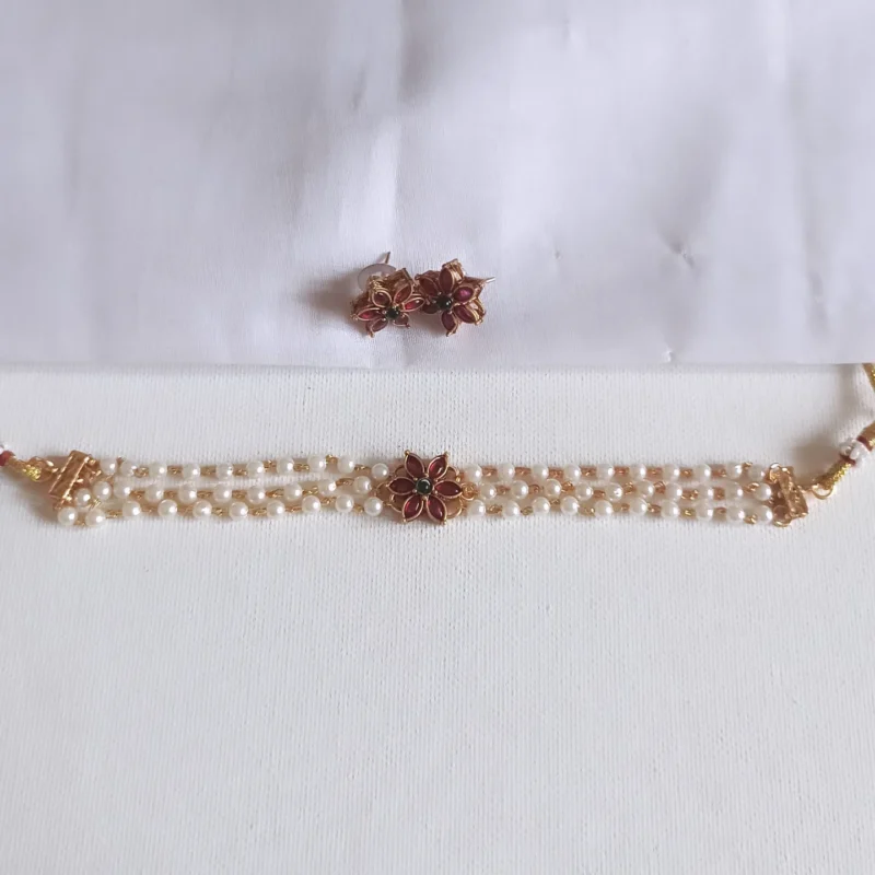 Floral Pearl Choker Set
