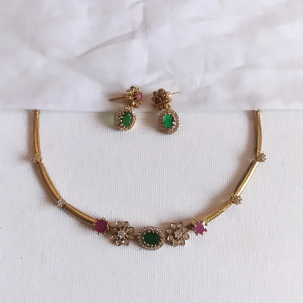 Gold-Plated-Hasli-Design-Floral-Patterns-AD-Stone-Pipe-Choker-Set