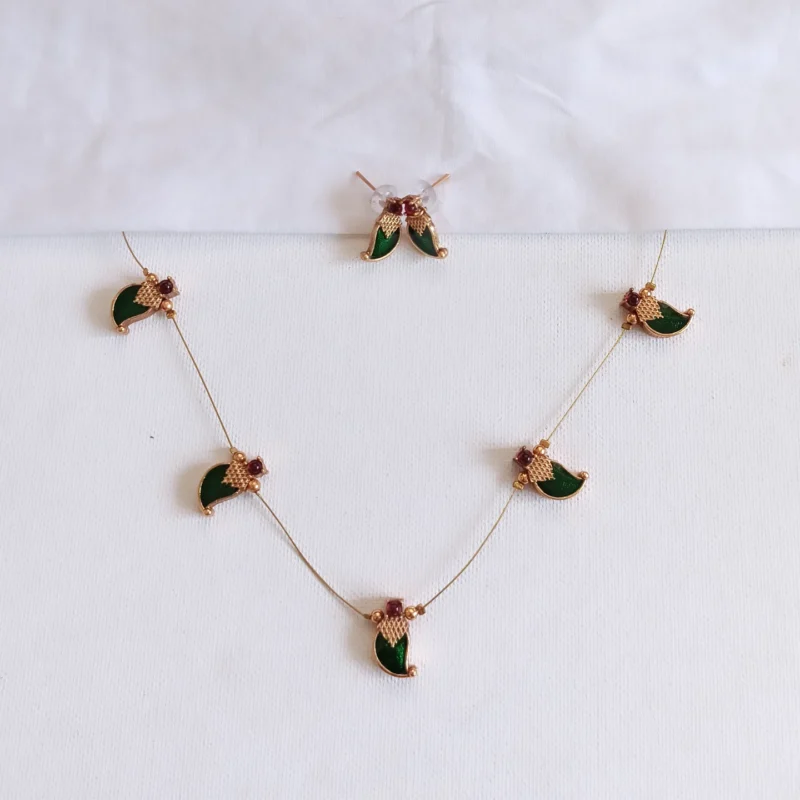 Invisible Palakka Necklace Set