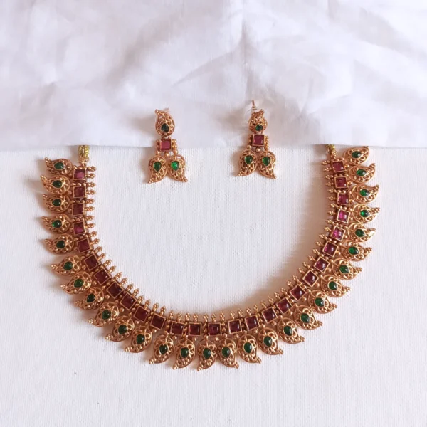 Traditional-Kerala-Mango-Design-Palaka-Necklace-with-Earring