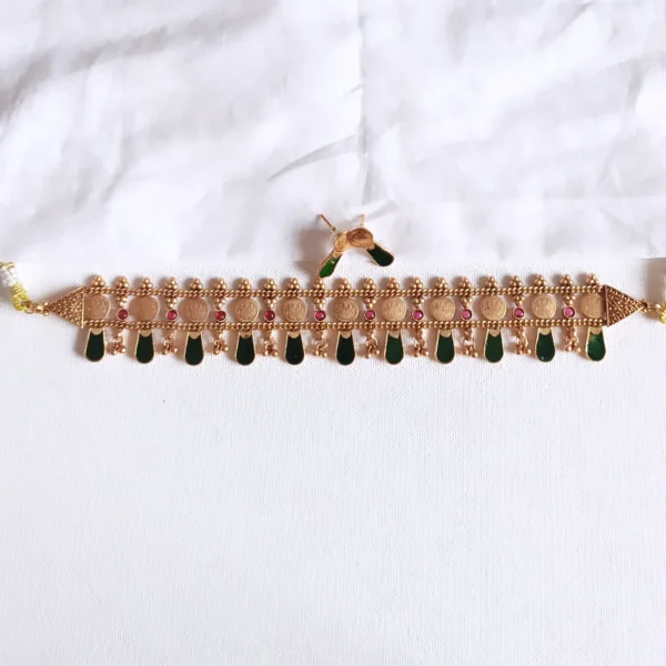 Traditional-Lekshmi-kasu-Green-Nagapadam-Two-layer-Choker