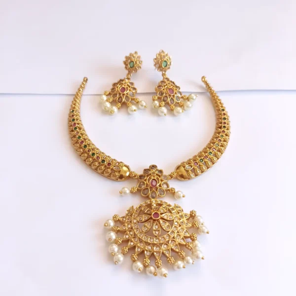 AD Stone Hasli Choker Set