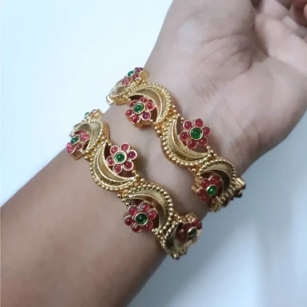 Kemp Stone Kada Bangles