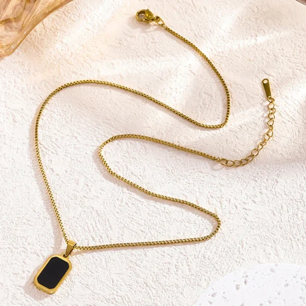 Anti Tarnish Geometric Pendant Necklace