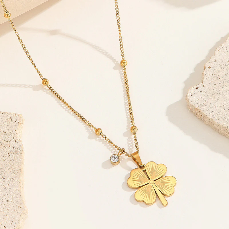 Anti Tarnish Clover Pendant Necklace