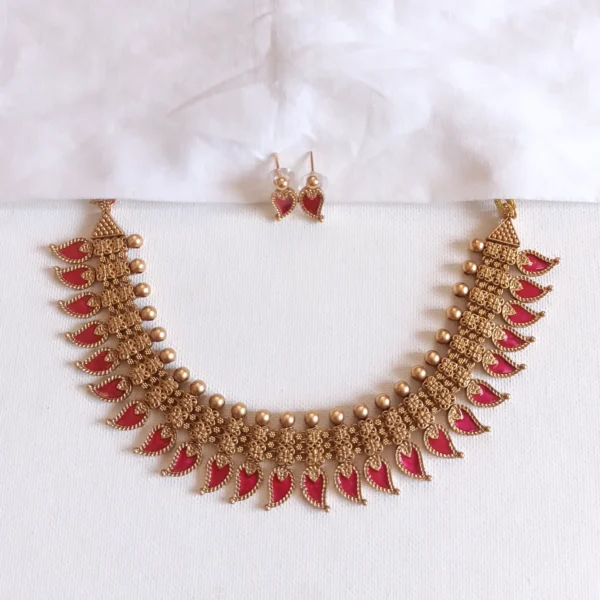 Traditional-South-Indian-Antique-Red-Palakka-Mango-Necklace-Set
