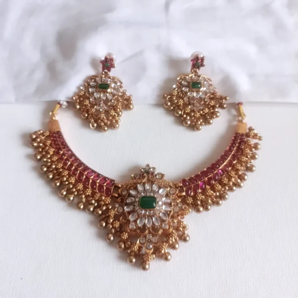 Temple Guttapusalu Necklace Set