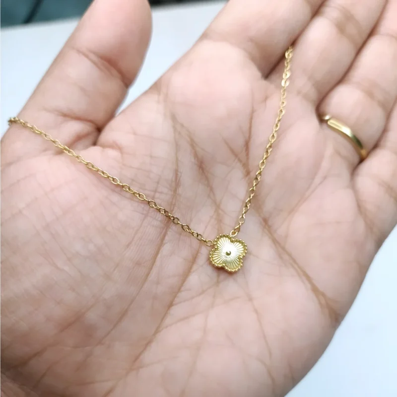 Anti Tarnish Clover Necklace