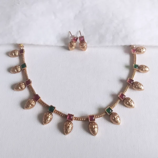Mullamottu Necklace Set