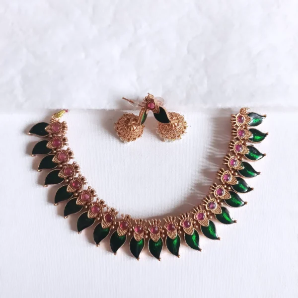 Palakka Mango Short Necklace Set