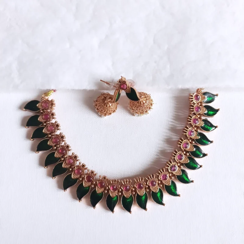 Palakka Mango Short Necklace Set