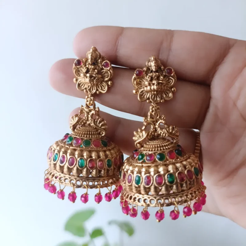 Lakshmi Kemp Stone Jhumka Earrings
