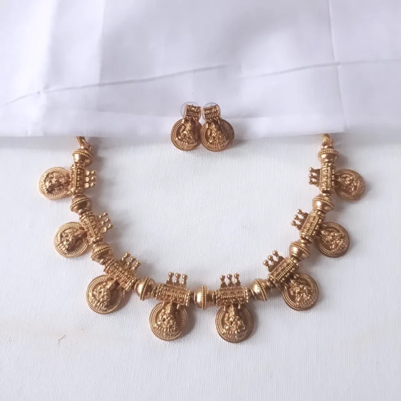 Lakshmi Kaasu Choker Necklace Set