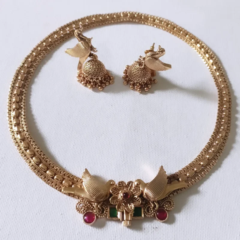 Bird Motif Hasli Necklace Set