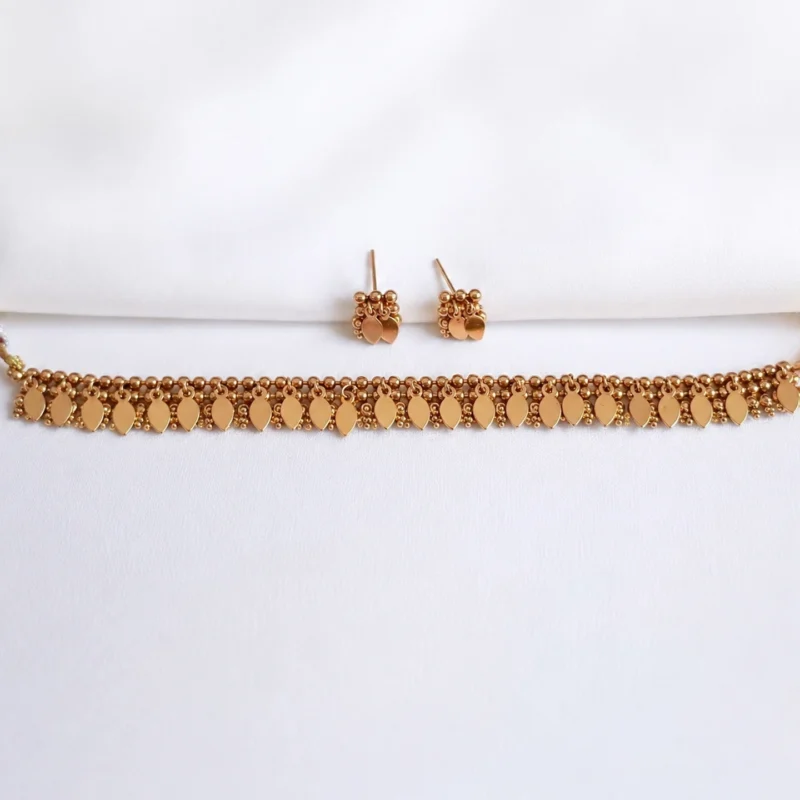 Single Layer Elakkathali Necklace Set