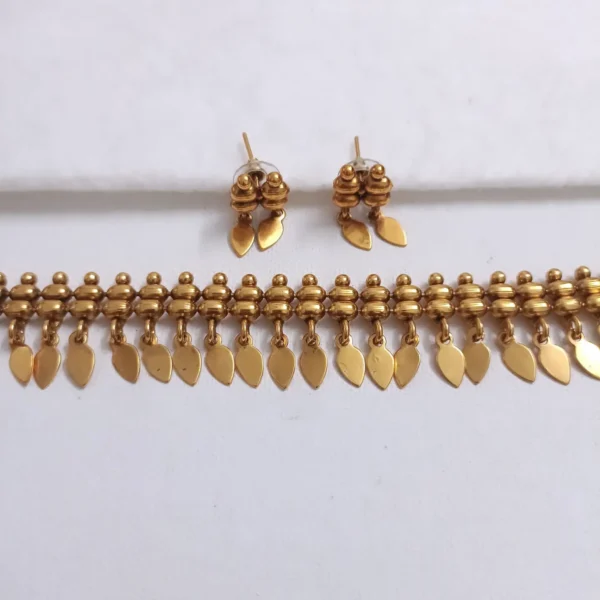 Single-Layer-Elakkathali-Necklace
