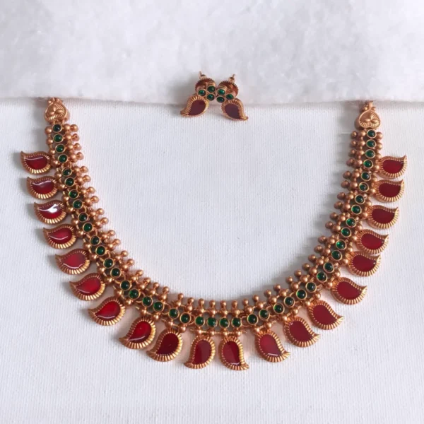 Kerala-Style-Traditional-Red-Mango-Palakka-Design-Necklace