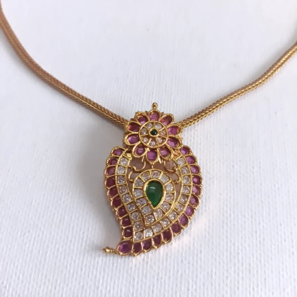 Non-Idol-Mango-Kemp-Stone-Pendant-Necklace