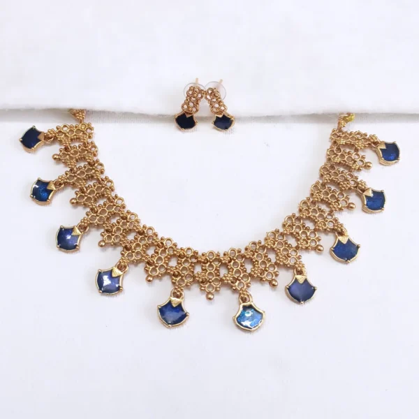 Traditional-Non-Idol-Mesh-Texturing-Blue-Palakka-Hanging-Drops-Necklace