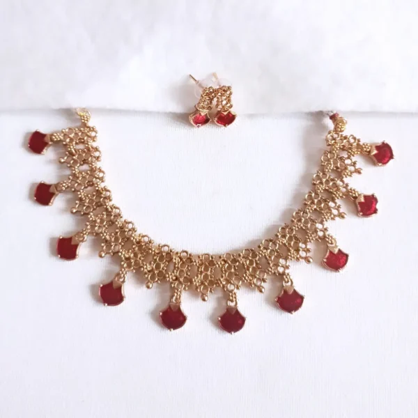 Traditional-Non-Idol-Mesh-Texturing-Red-Palakka-Hanging-Drops-Necklace