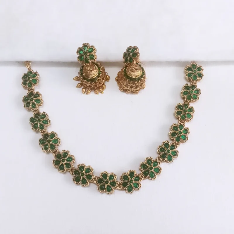 Kempu Stone Floral Choker Set